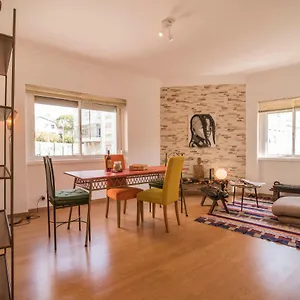  Apartamento Art And Design In Portugal